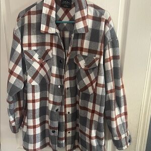 Plaid Button-Up Shirt in Gray and Brown